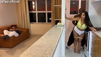 I Got Called Out To Fix A Client'S Machine, But Instead Found A Hot Woman Who Wanted Me To Fuck Her