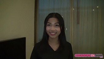 Young Thai Girl Gets Penetrated By Creampie